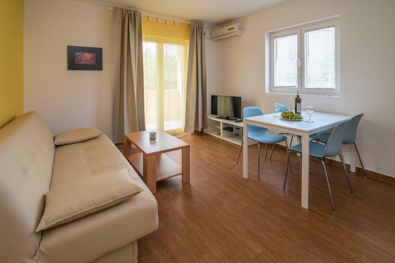 Apartments Sanjin คอร์นิช ภายนอก รูปภาพ