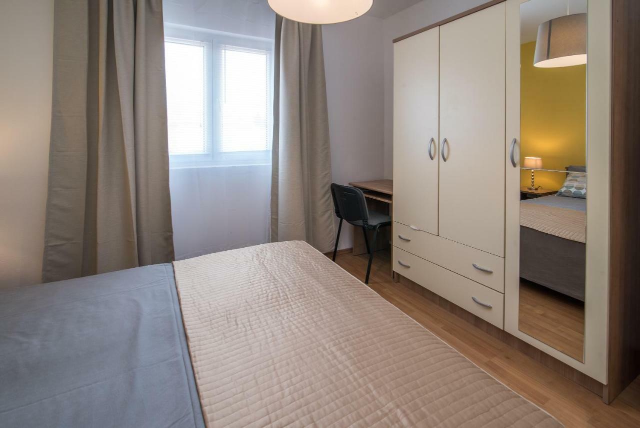Apartments Sanjin คอร์นิช ภายนอก รูปภาพ