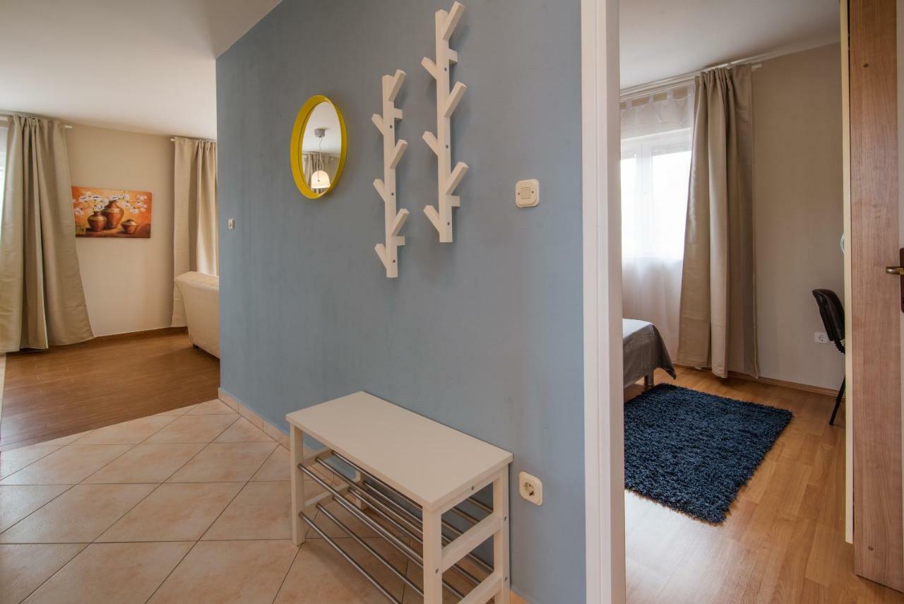 Apartments Sanjin คอร์นิช ภายนอก รูปภาพ